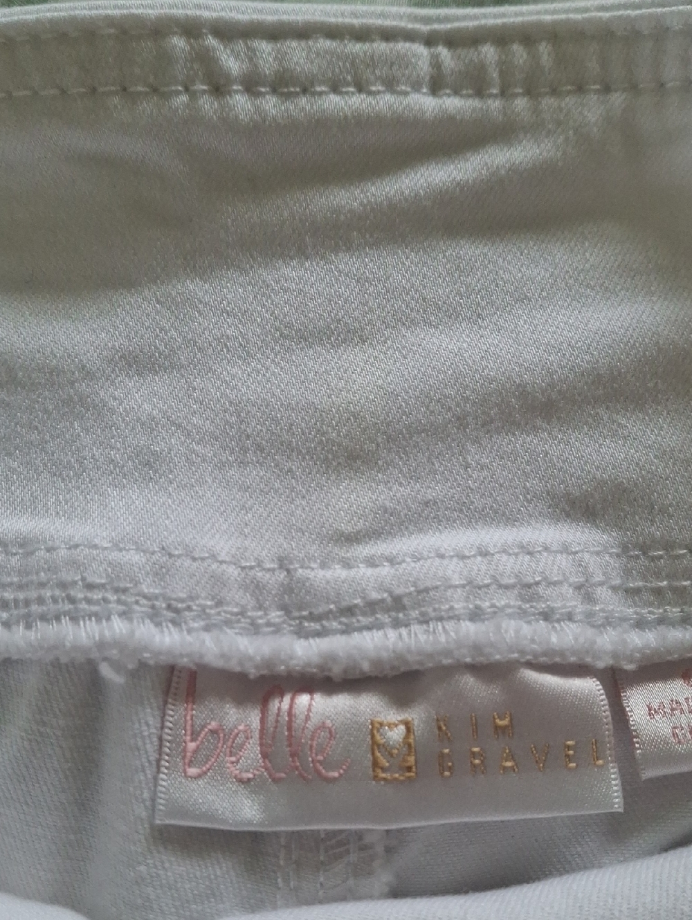 Belle by Kim Gravel White Cropped Jeans
